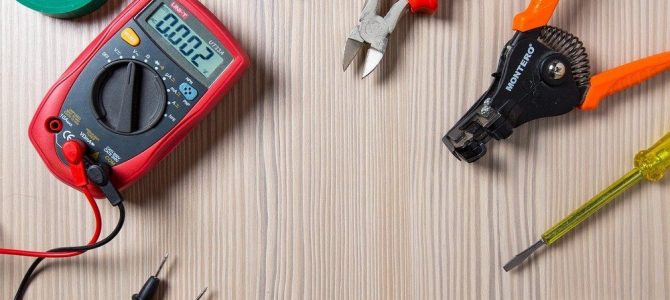 Hvorfor kan jeg ikke bare selv løse mine elektriker opgaver? Hvorfor kan jeg ikke bare selv løse mine elektriker opgaver?